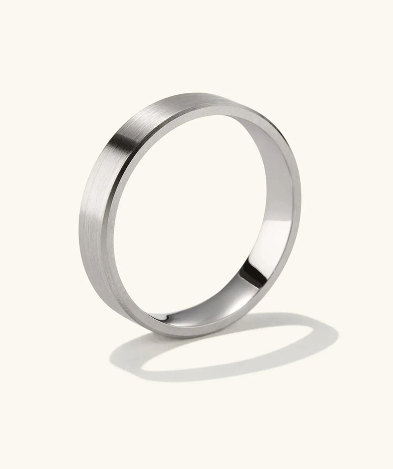 Aura Ring 4 mm